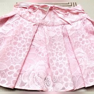 Elsy Baby Skirt Size 4, Used like New.